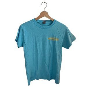 Gildan Aloha Plate Light Blue Short Sleeve Tshirt Beachy Women's Size Small Tee